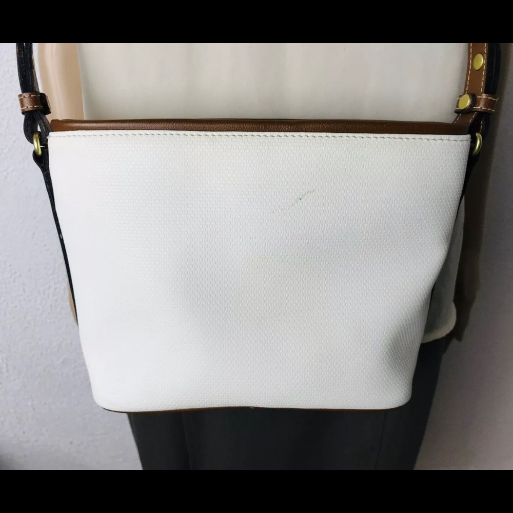 Liz Claiborne Crossbody Bag - Picture 3 of 14
